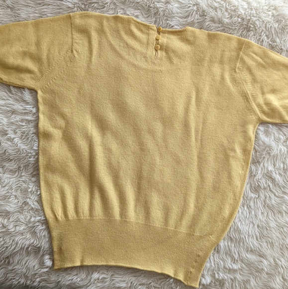 Vintage Cashmere Buttery Soft Scottish Gold Yellow Sweater - Picture 7 of 11